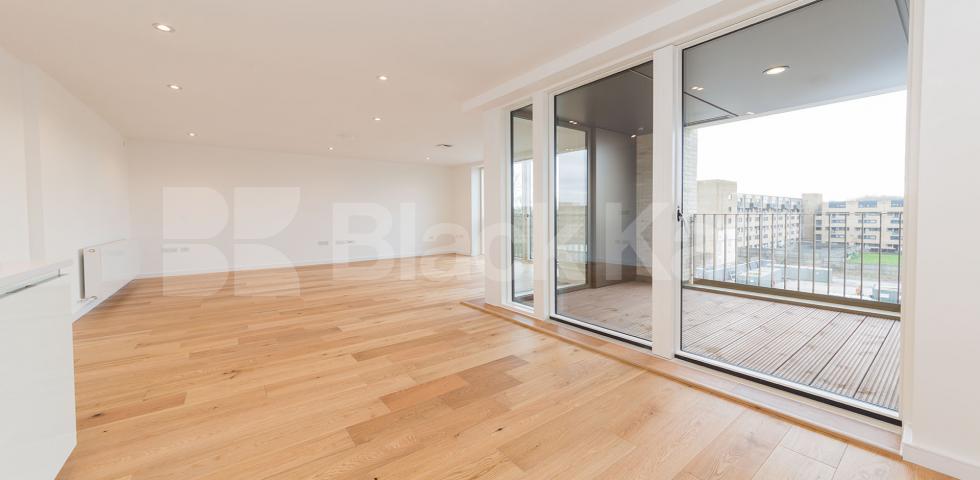 			NEW INSTRUCTION!, 2 Bedroom, 1 bath, 1 reception Apartment			 MURRAIN ROAD, FINSBURY PARK